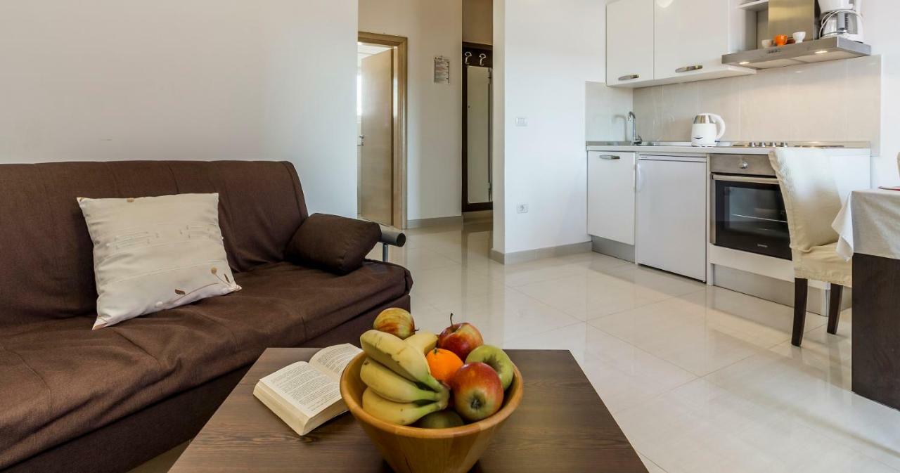 Apartman Kp Medulin Exterior foto
