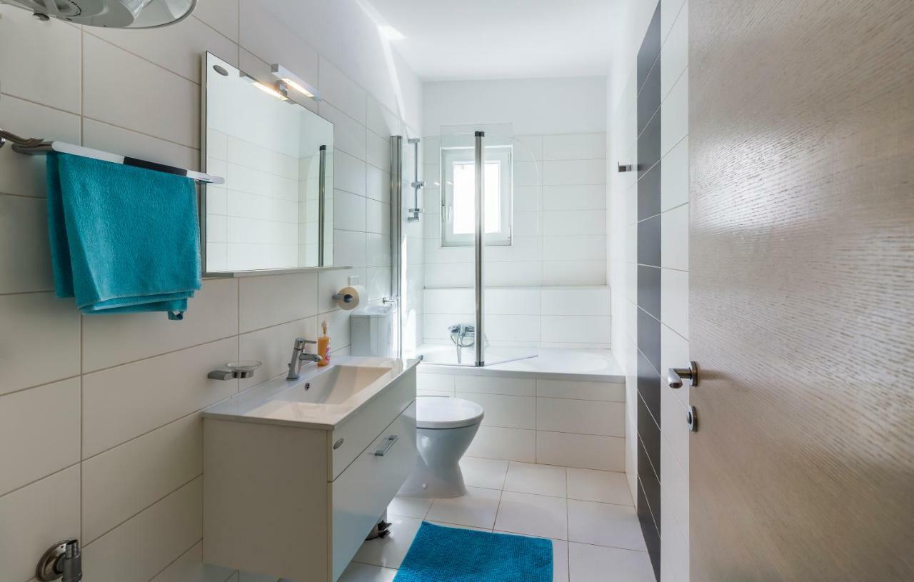 Apartman Kp Medulin Exterior foto
