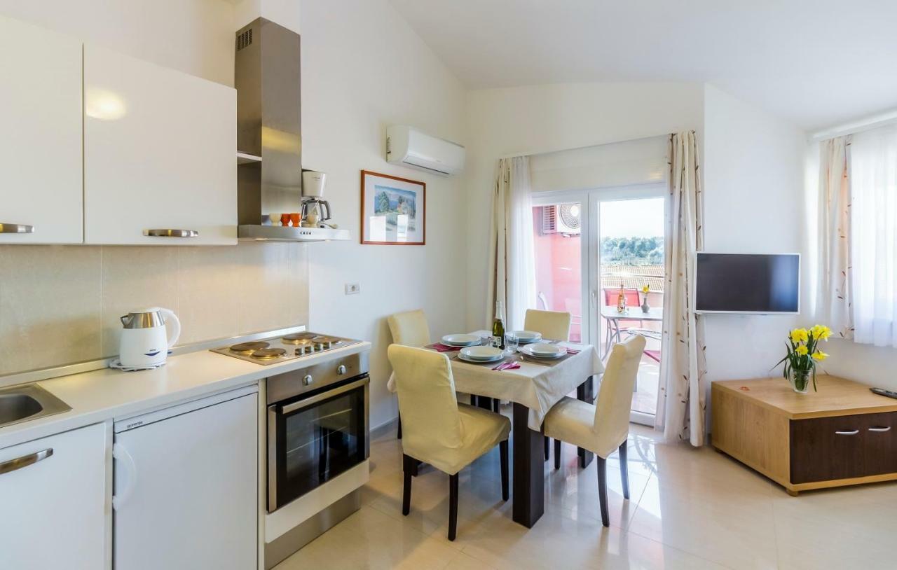 Apartman Kp Medulin Exterior foto