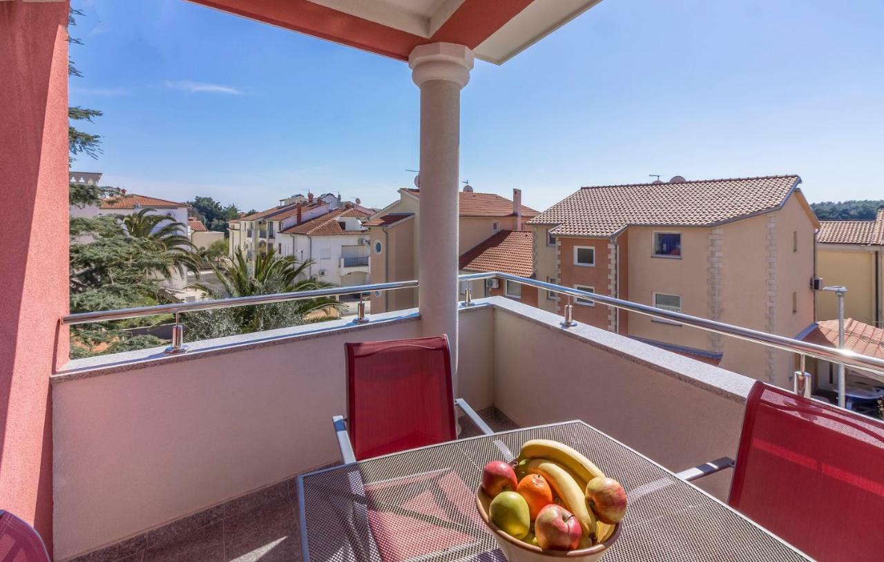 Apartman Kp Medulin Exterior foto