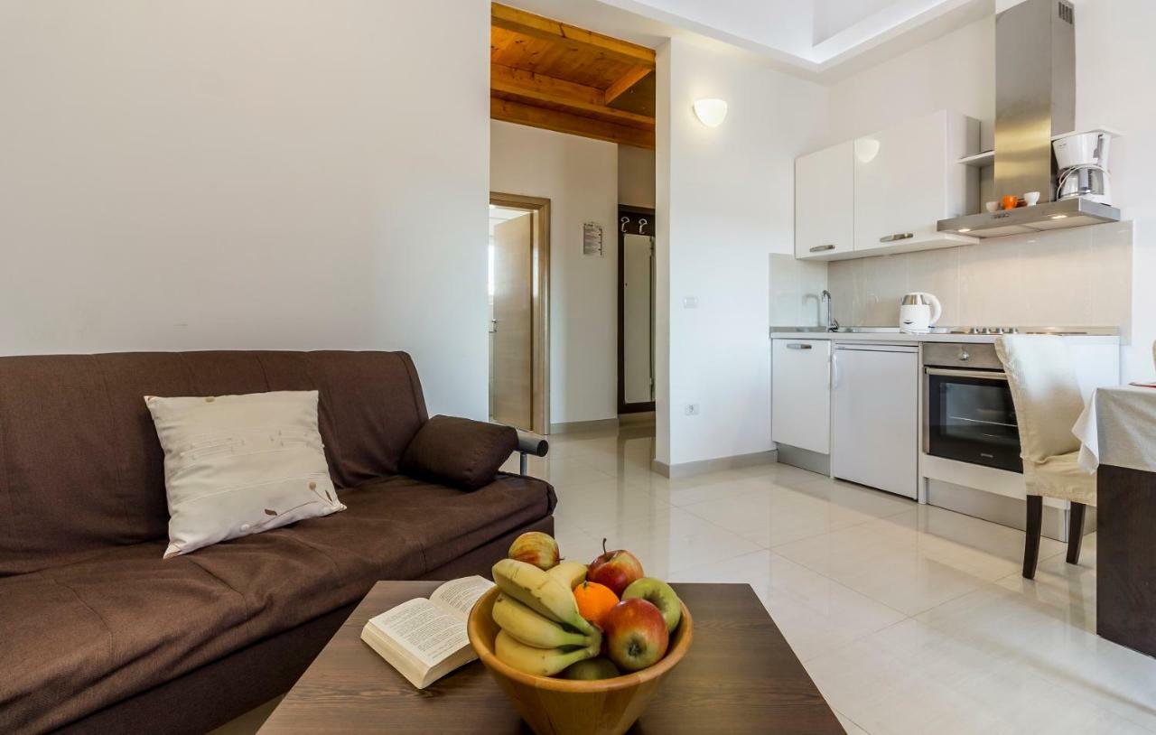 Apartman Kp Medulin Exterior foto