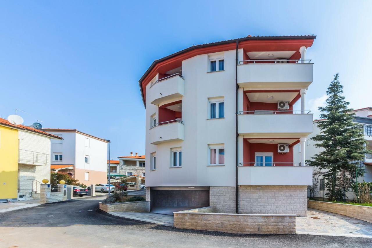 Apartman Kp Medulin Exterior foto
