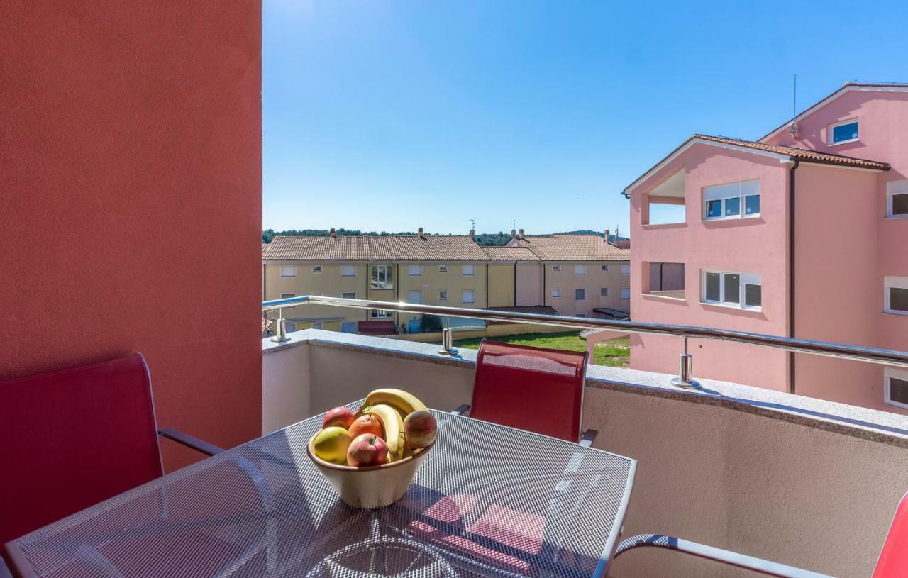 Apartman Kp Medulin Exterior foto