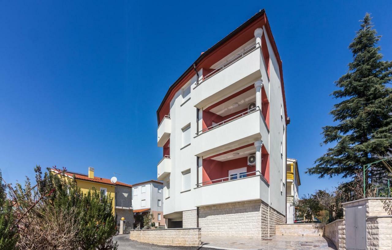 Apartman Kp Medulin Exterior foto