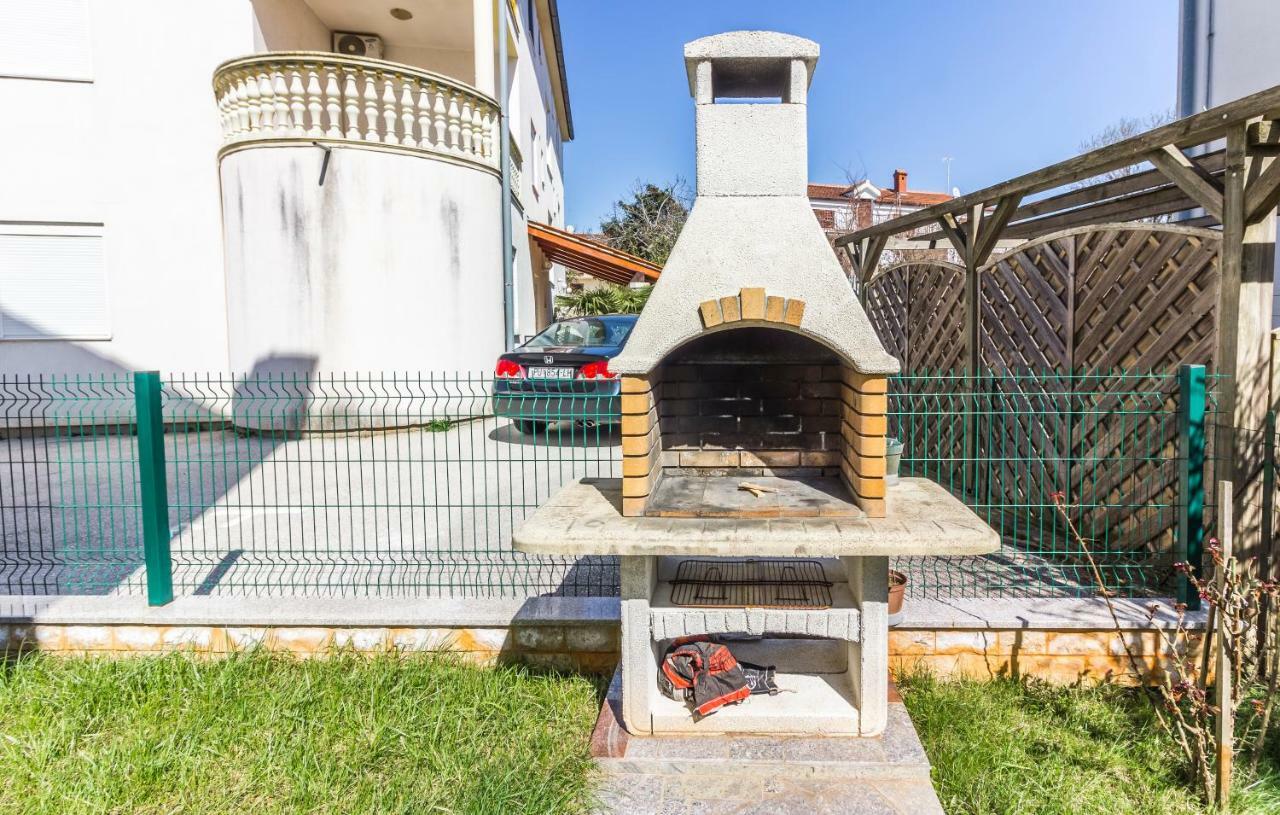 Apartman Kp Medulin Exterior foto