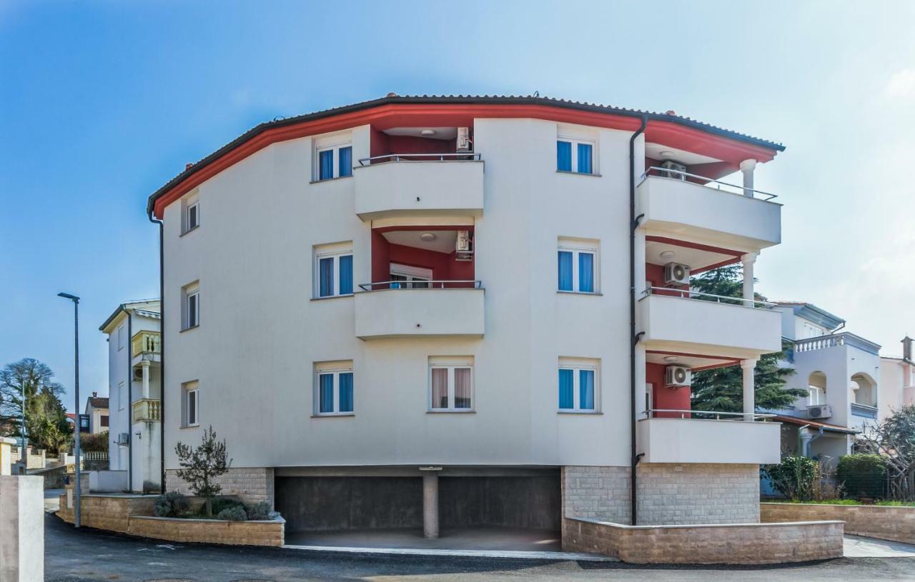 Apartman Kp Medulin Exterior foto
