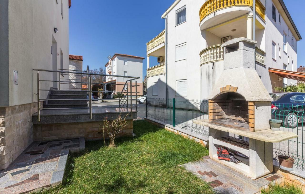Apartman Kp Medulin Exterior foto